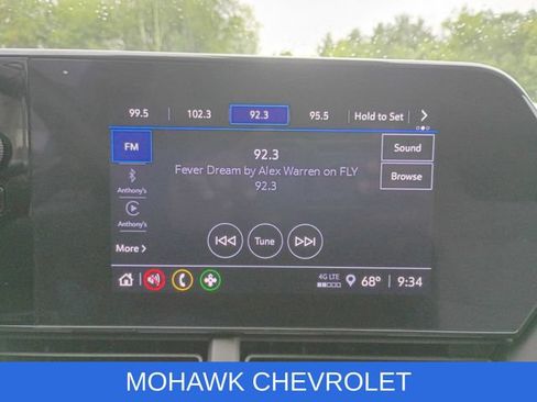 Used 2024 Chevrolet Trax RS w/ Sunroof Package FWD image 13