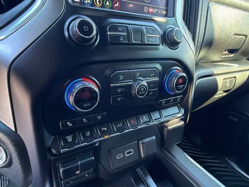 Used 2020 Chevrolet Silverado 2500 LTZ w/ LTZ Premium Package image 14