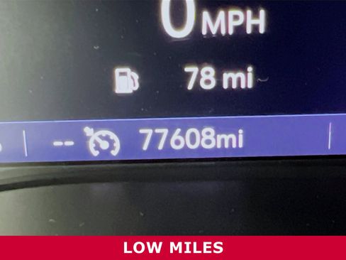 Used 2020 GMC Canyon SLE w/ Elevation Edition image 16