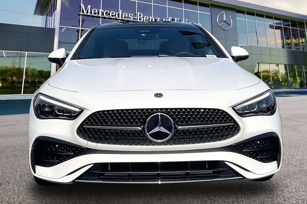 Certified 2024 Mercedes-Benz CLE 450 4MATIC Coupe image 3