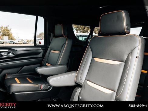 Used 2024 GMC Yukon XL AT4 AWD/4WD image 45