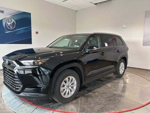 New 2026 Toyota Grand Highlander XLE image 2