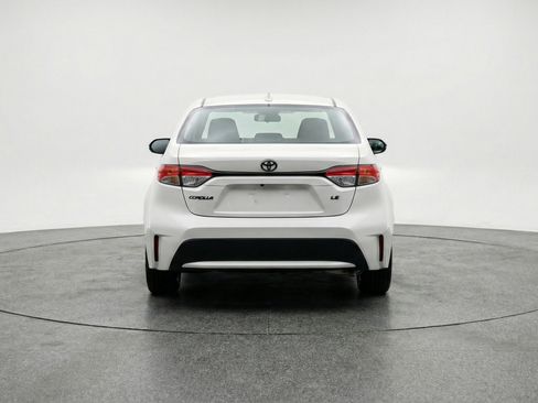 Used 2025 Toyota Corolla LE FWD image 7