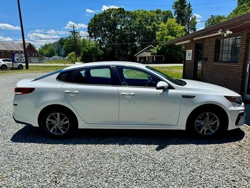 Used 2020 Kia Optima LX FWD image 6