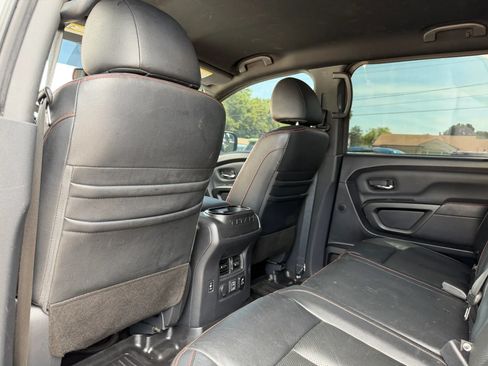 Used 2020 Nissan Titan PRO-4X w/ Pro-4x Convenience Package AWD/4WD image 25