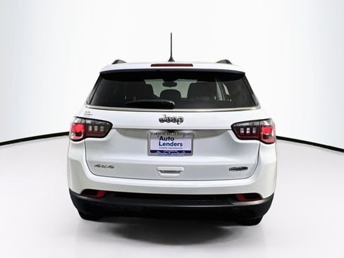 Used 2022 Jeep Compass Latitude AWD/4WD image 6