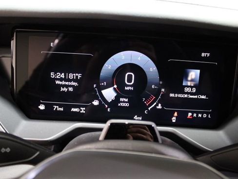 New 2025 GMC Acadia AT4 w/ Super Cruise Package image 18