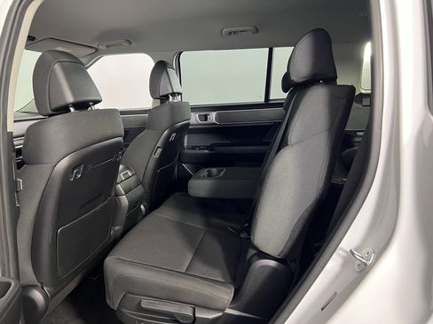 Used 2025 Hyundai Santa Fe SE image 31