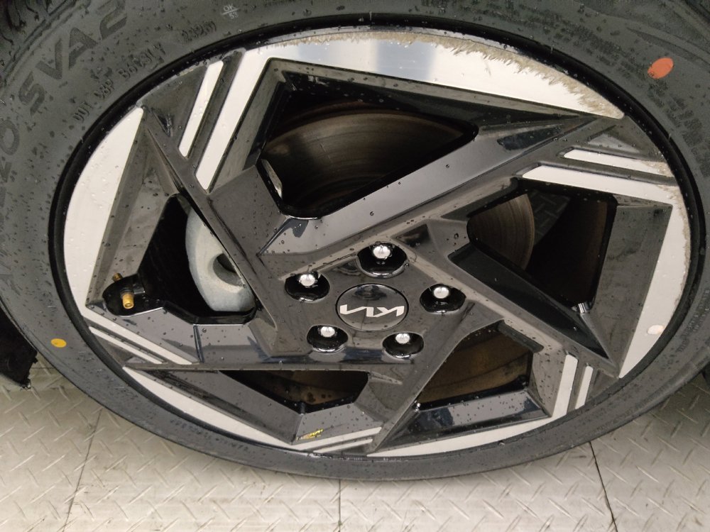 Used 2025 Kia K4 EX FWD image 31