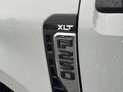 New 2026 Ford F250 XLT w/ XLT Premium Package image 12