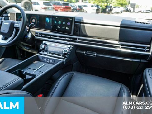 Used 2026 Hyundai Santa Fe SEL FWD image 27