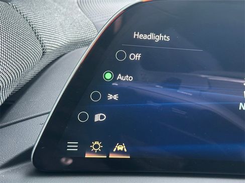 New 2026 Cadillac Optiq Luxury 1 image 35