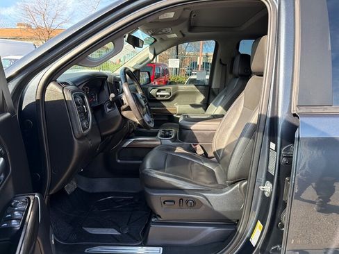 Used 2019 Chevrolet Silverado 1500 LT Trail Boss image 16