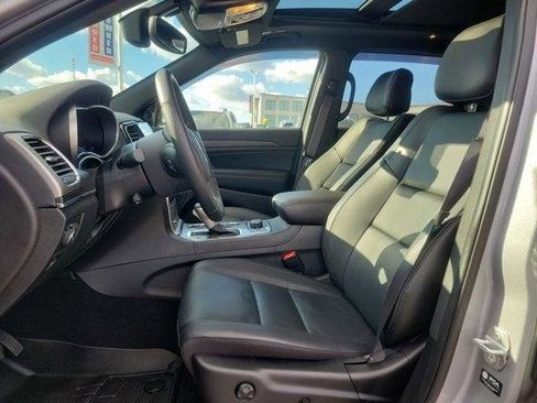 Certified 2021 Jeep Grand Cherokee Limited w/ Luxury Group II image 14