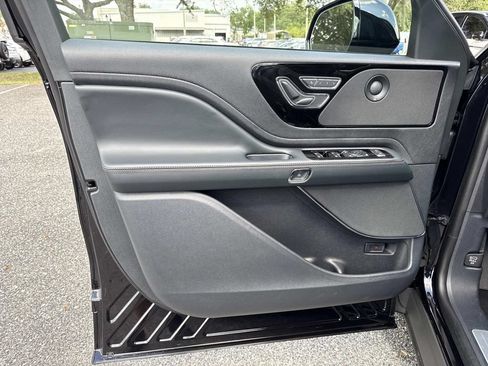 New 2026 Lincoln Aviator 2WD image 19