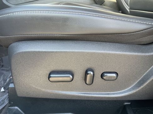 Used 2019 Ford Escape SEL AWD/4WD image 36