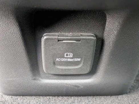 Used 2022 GMC Terrain SLT w/ Infotainment Package II FWD image 21