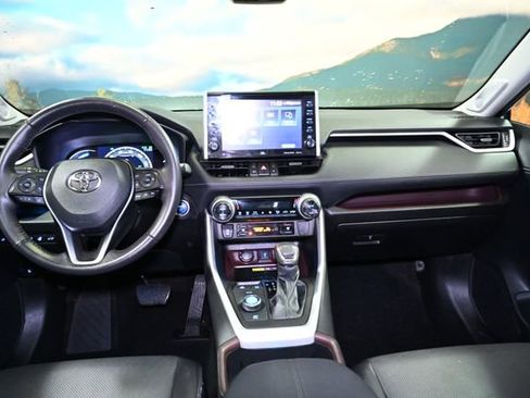 Used 2022 Toyota RAV4 Limited image 47