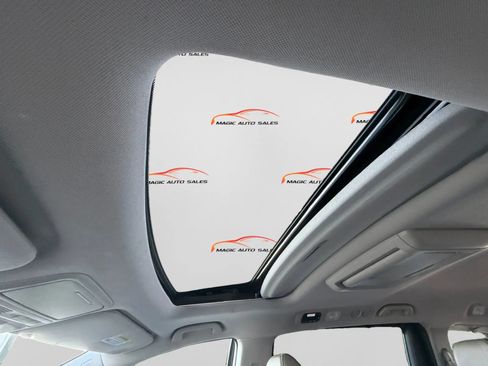 Used 2016 Honda Odyssey Touring Elite image 37