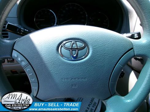 Used 2009 Toyota Sienna LE FWD image 11