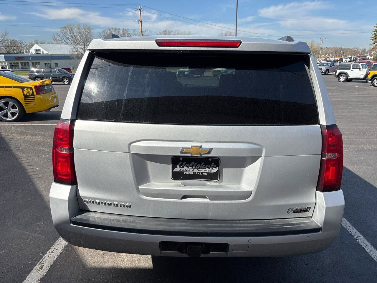Used 2019 Chevrolet Suburban LT AWD/4WD image 4