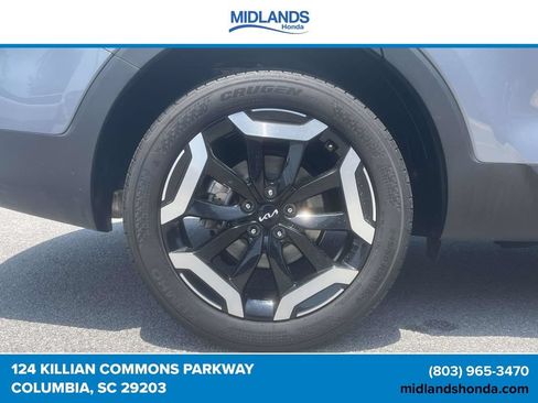 Used 2025 Kia Telluride S FWD image 7