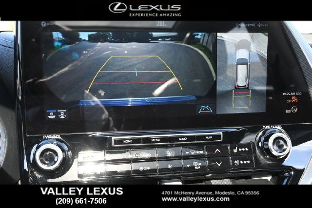 Used 2021 Toyota Highlander Platinum AWD/4WD image 7