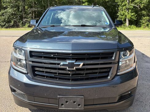 Used 2019 Chevrolet Tahoe Premier w/ RST 6.2L Performance Edition AWD/4WD image 8