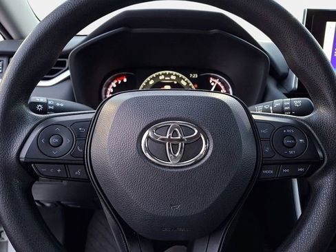 Certified 2024 Toyota RAV4 XLE image 21