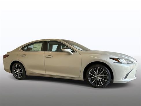 New 2025 Lexus ES 300h w/ Premium Package image 8