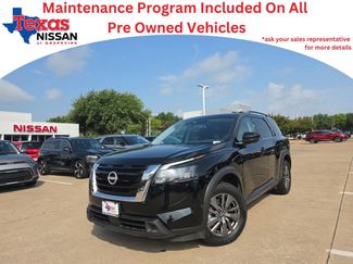 Used 2025 Nissan Pathfinder SV FWD video 1