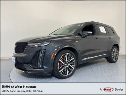 Used 2022 Cadillac XT6 Sport w/ Technology Package