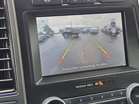 Used 2021 Ford Expedition XLT RWD image 14