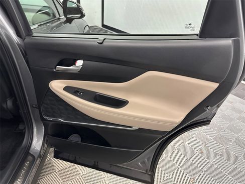 Used 2019 Hyundai Santa Fe Limited image 17