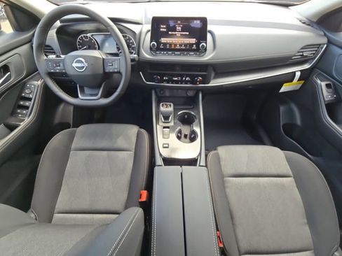 New 2026 Nissan Rogue SV FWD image 20