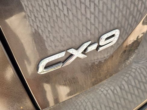 Used 2018 MAZDA CX-9 Grand Touring FWD image 10