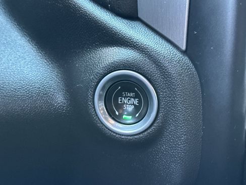 Used 2021 GMC Sierra 1500 SLT RWD image 32