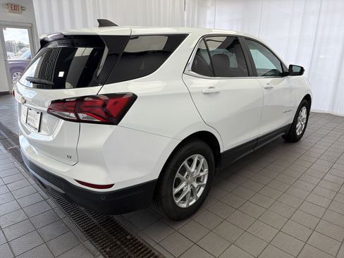 Used 2022 Chevrolet Equinox LT FWD image 4