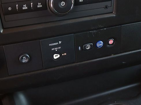 Used 2025 GMC Savana 2500 w/ Driver Convenience Package RWD image 19