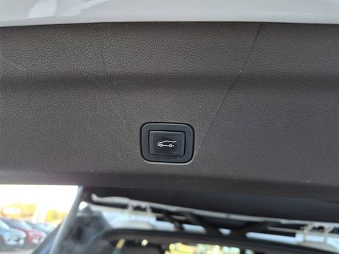 Used 2022 GMC Yukon Denali w/ Max Trailering Package image 11