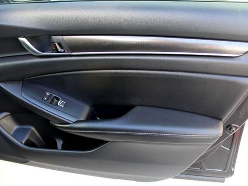 Used 2022 Honda Accord Sport image 21