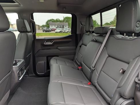 New 2026 GMC Sierra 1500 Denali w/ Denali Reserve Package AWD/4WD image 33