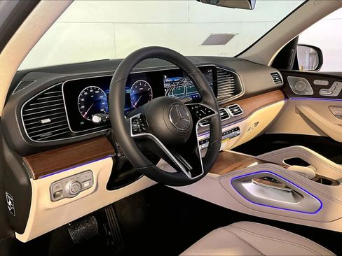 New 2026 Mercedes-Benz GLE 350 4MATIC image 9