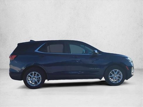 Used 2022 Chevrolet Equinox LT FWD image 4