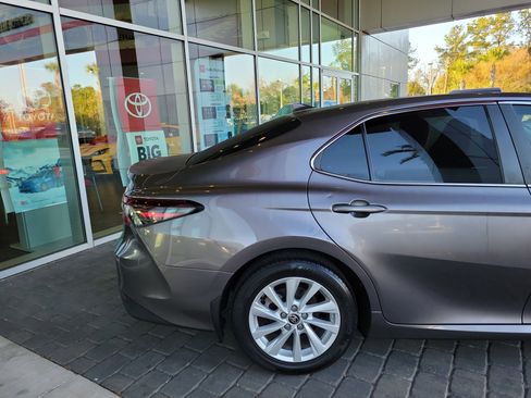 Certified 2023 Toyota Camry LE image 6