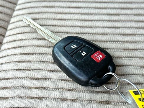 Used 2021 Toyota 4Runner SR5 RWD image 29