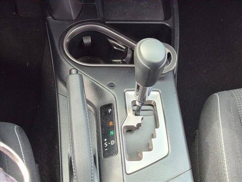 Used 2016 Toyota RAV4 XLE w/ Convenience Package FWD image 10
