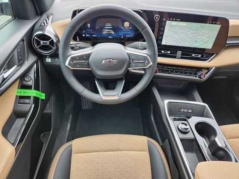 New 2026 Chevrolet Equinox ACTIV AWD/4WD image 10