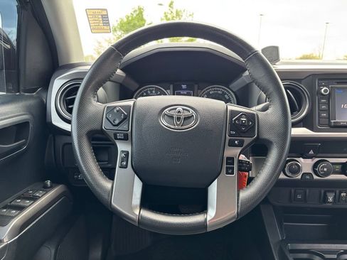 Used 2019 Toyota Tacoma SR5 image 21