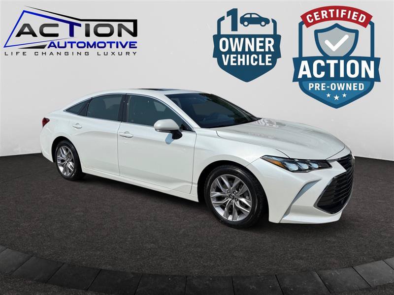 Used 2019 Toyota Avalon XLE w/ Moonroof Package FWD image 1